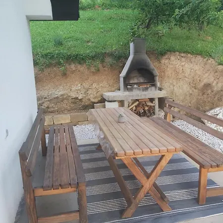 Hotell Kucica Za Odmor Becar